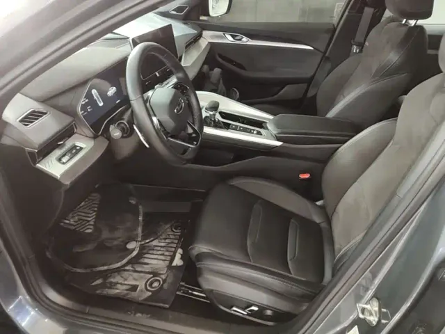 Geely Xingrui — Фото автомобиля 14