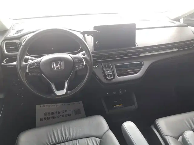 Honda Odyssey — Фото автомобиля 12