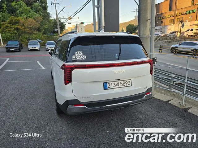 Kia Carnival 4th Gen — Фото автомобиля 4