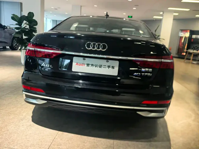 Audi A6L — Фото автомобиля 10