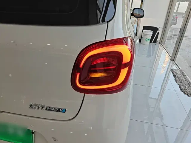 Wuling Hongguang Mini EV — Фото автомобиля 7