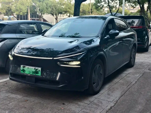 Фотография автомобиля — Xpeng G7