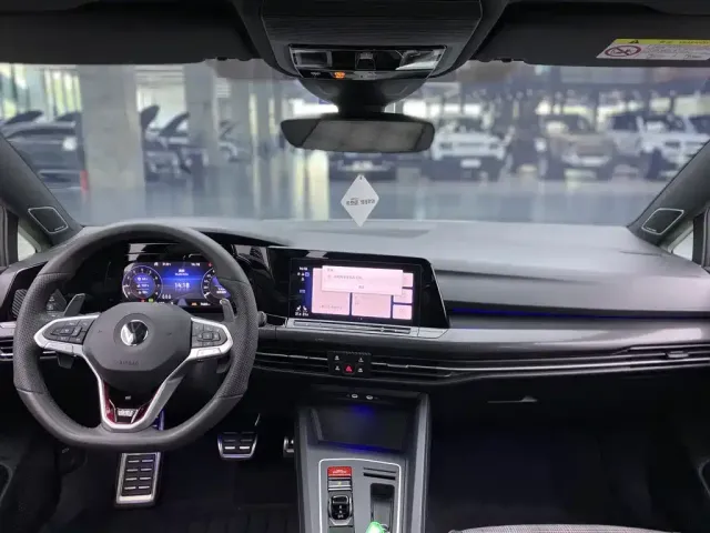 Volkswagen Golf GTI — Фото автомобиля 14