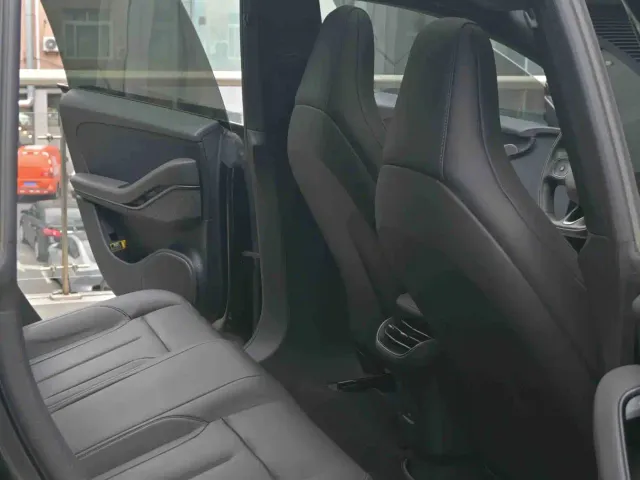 Nio ET5 Touring — Фото автомобиля 10