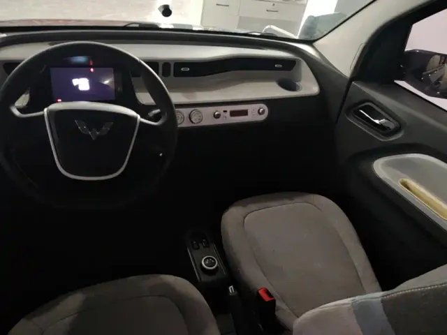 Wuling Hongguang Mini EV — Фото автомобиля 12