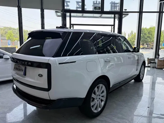 Land Rover Range Rover — Фото автомобиля 22