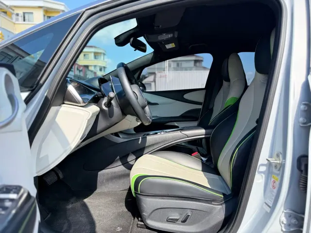 BYD Dolphin — Фото автомобиля 23