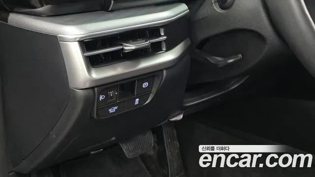 Hyundai Grandeur Grandeur (GN7) 2.5 Бензин 2WD — Фото автомобиля 26