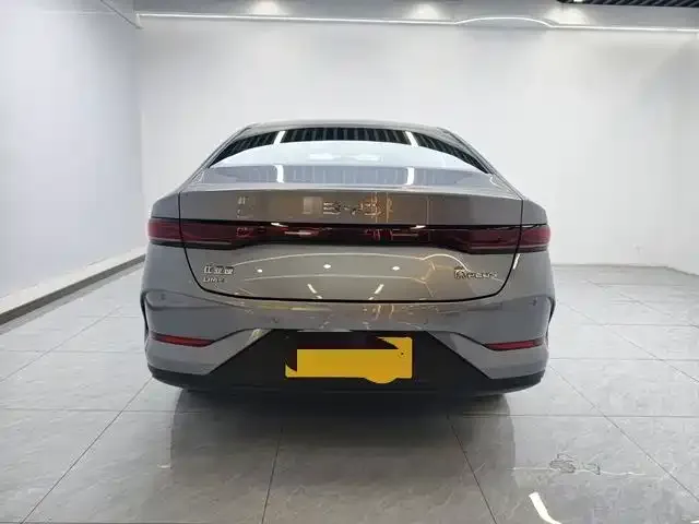BYD Qin PLUS — Фото автомобиля 17