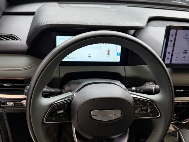 Geely Haoyue L — Фото автомобиля 6