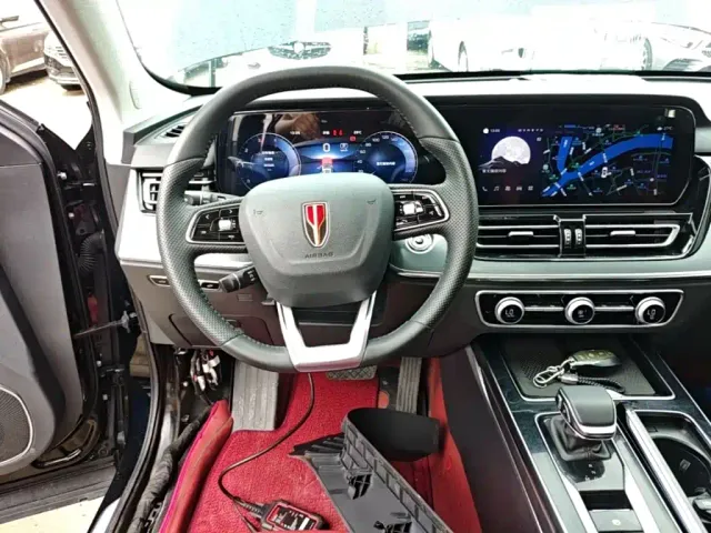 Hongqi HS5 — Фото автомобиля 10