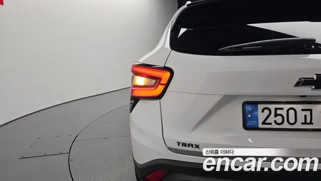 ChevroletGMDaewoo Trax Trax Кроссовер — Фото автомобиля 21