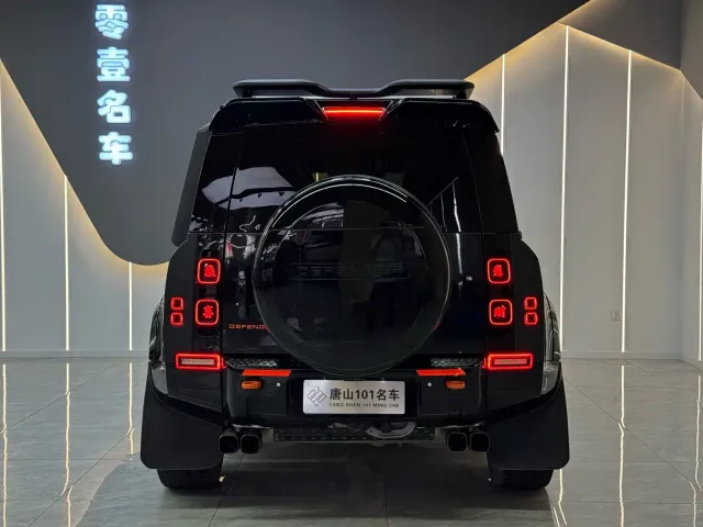 Land Rover Defender — Фото автомобиля 21