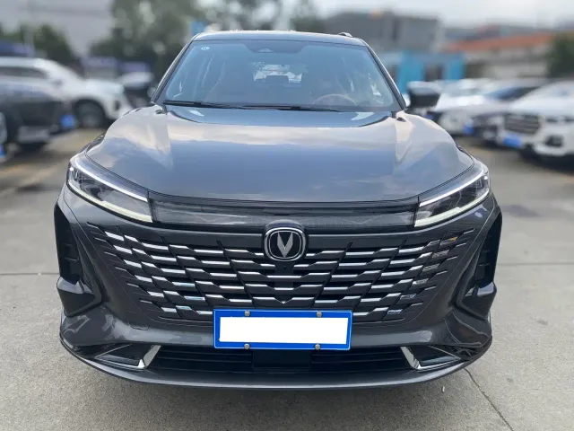 Changan CS75 Plus — Фото автомобиля 2