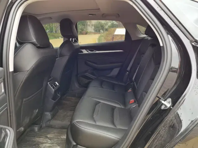 Geely Xingrui — Фото автомобиля 5