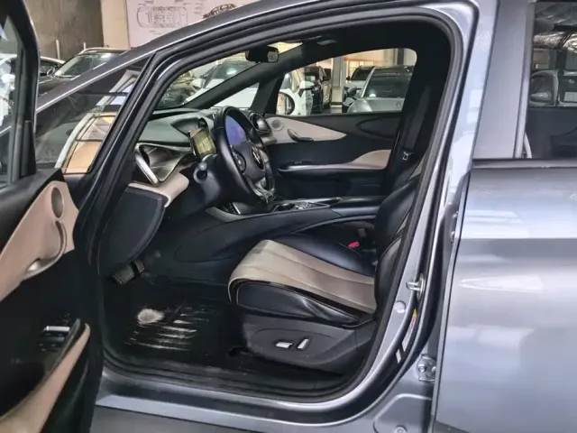 BYD Dolphin — Фото автомобиля 9