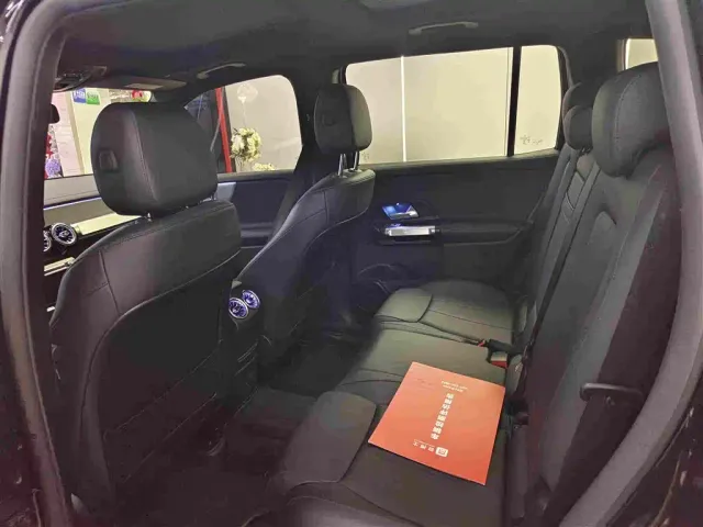 Mercedes-Benz GLB-Class — Фото автомобиля 5