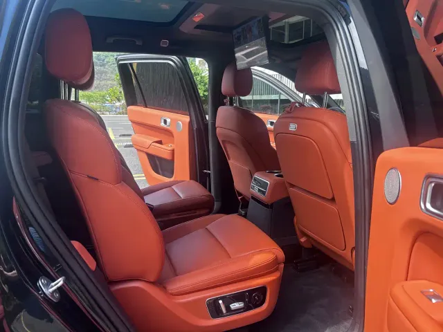 Li Auto L9 — Фото автомобиля 22