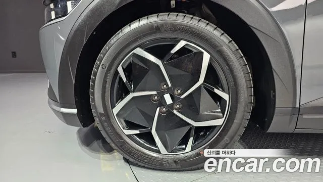 Hyundai Ioniq5 Ioniq5 Long Range AWD — Фото автомобиля 5