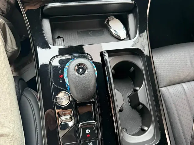 GAC Trumpchi M8 — Фото автомобиля 19