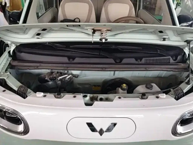 Wuling Hongguang Mini EV — Фото автомобиля 15