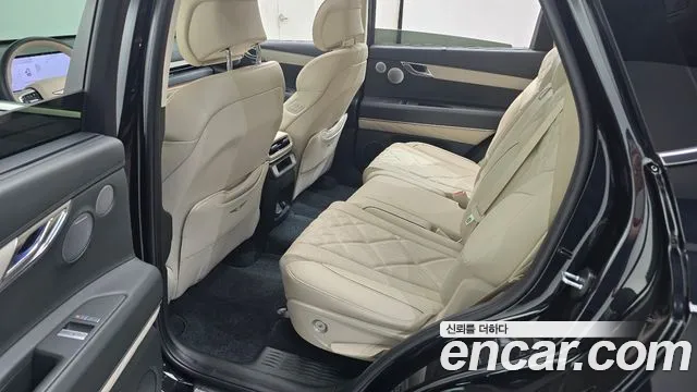 Genesis GV80 — Фото автомобиля 16