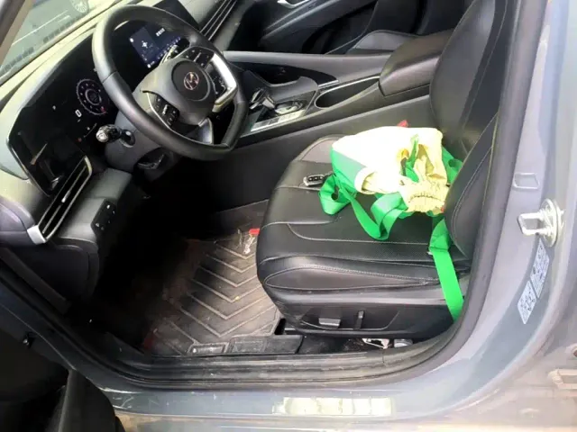 Hyundai Elantra — Фото автомобиля 14
