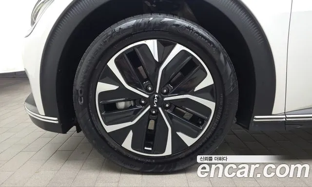 Kia EV6 — Фото автомобиля 5