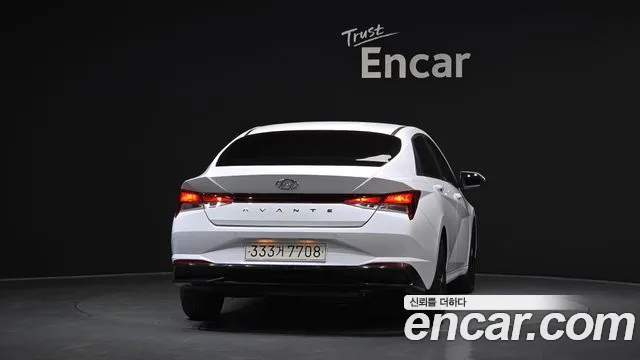 Hyundai AVANTE — Фото автомобиля 4