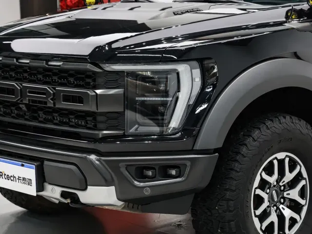 Ford F-150 Raptor — Фото автомобиля 8