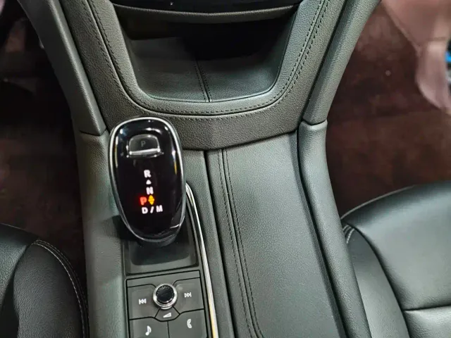 Cadillac XT5 — Фото автомобиля 8