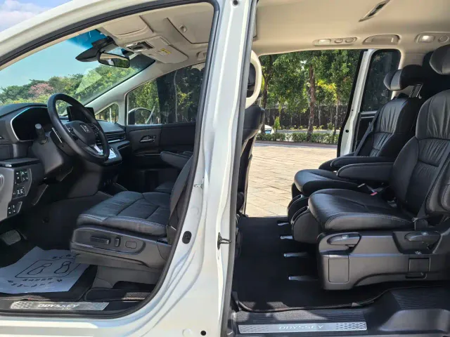 Honda Odyssey — Фото автомобиля 11