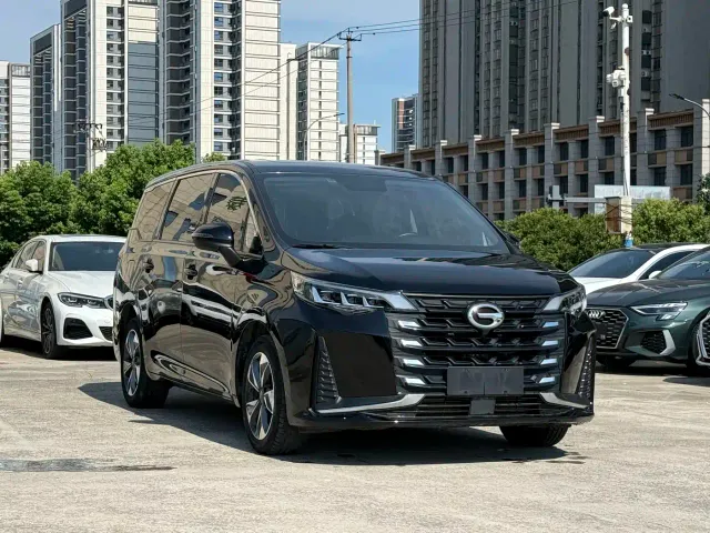 GAC Trumpchi M6 — Фото автомобиля 3