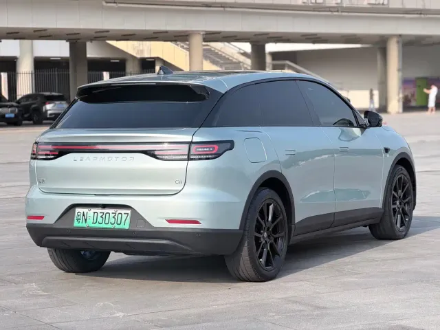 Leapmotor C11 — Фото автомобиля 4