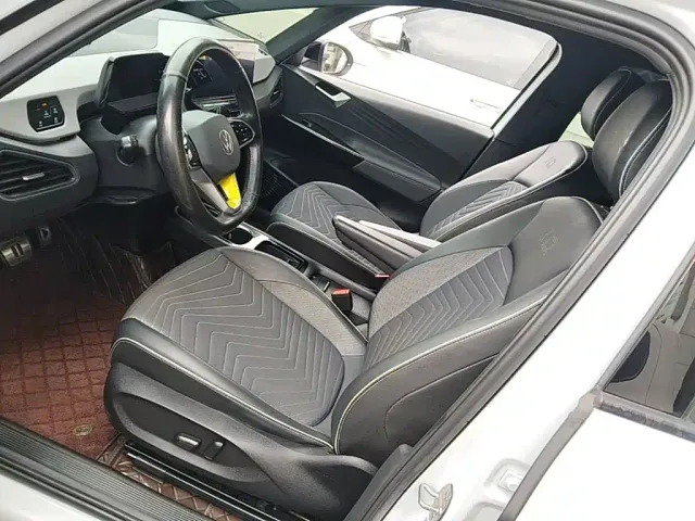 Volkswagen ID.3 — Фото автомобиля 14