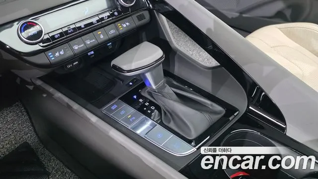 Hyundai Avante CN7 — Фото автомобиля 12