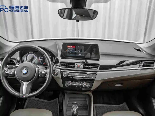 BMW X1 — Фото автомобиля 13
