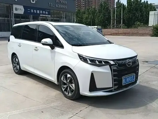GAC Trumpchi M6 — Фото автомобиля 3