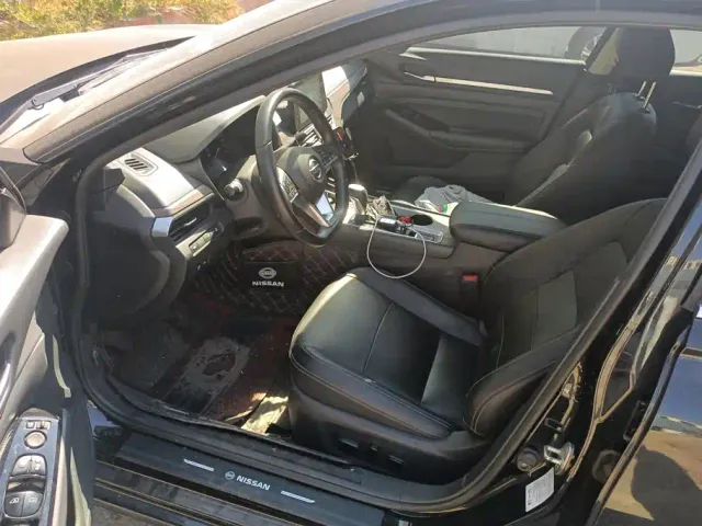 Nissan Teana — Фото автомобиля 9