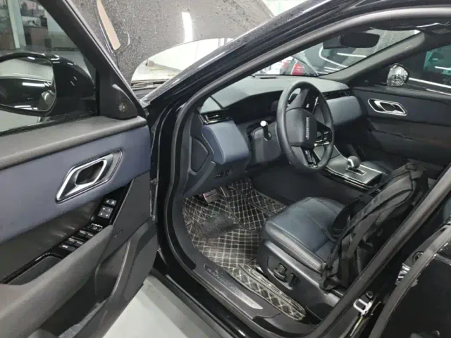 Land Rover Range Rover Velar — Фото автомобиля 15