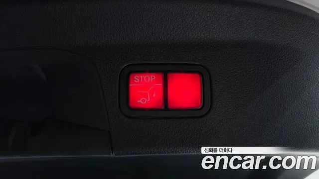 Mercedes-Benz GLE-Class — Фото автомобиля 24