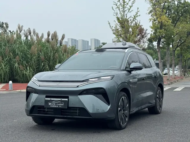 Фотография автомобиля — BYD Tang L