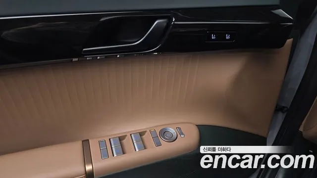 Hyundai Grandeur GN7 — Фото автомобиля 26