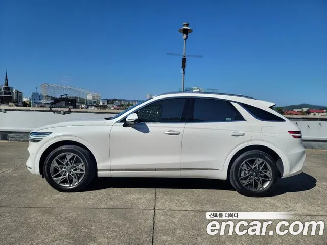 Genesis GV70 — Фото автомобиля 3