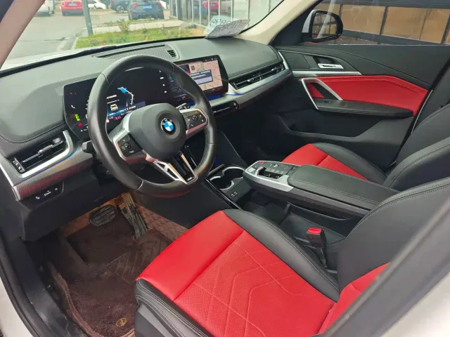 BMW X1 — Фото автомобиля 10
