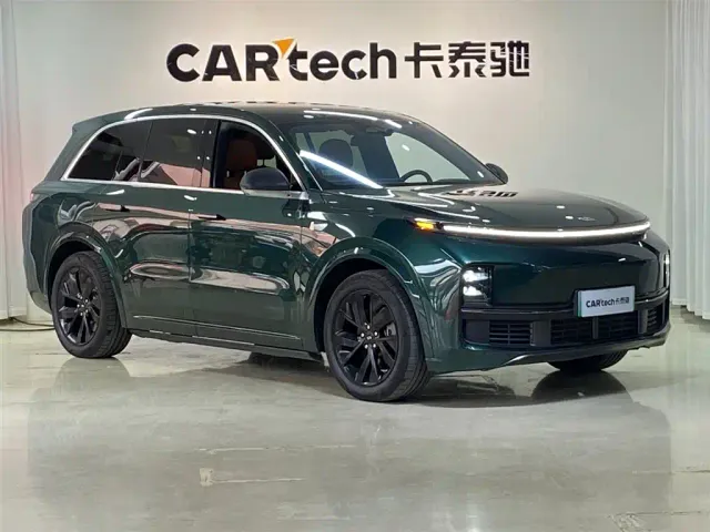 Li Auto L8 — Фото автомобиля 3