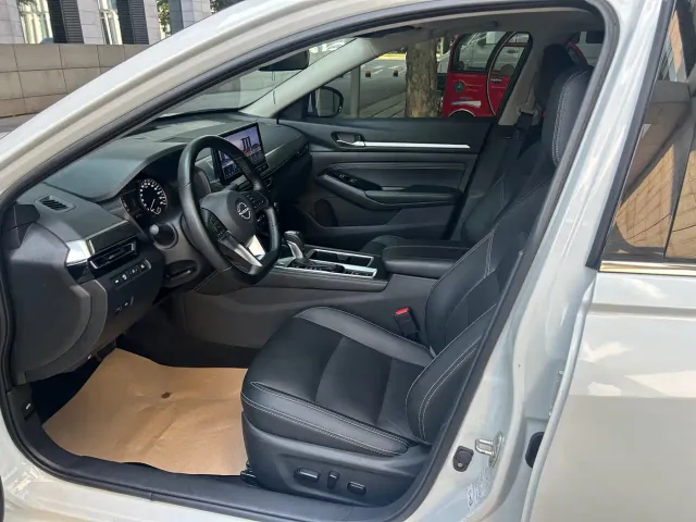 Nissan Teana — Фото автомобиля 11