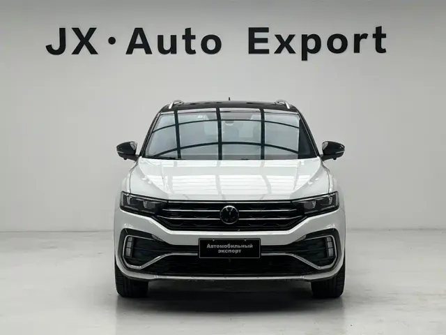 Volkswagen T-Roc — Фото автомобиля 2