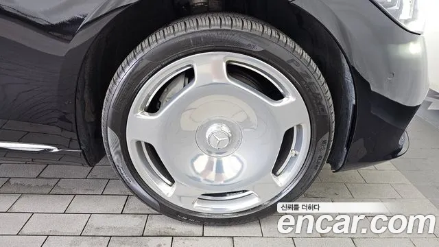 Mercedes-Benz S-Class — Фото автомобиля 17