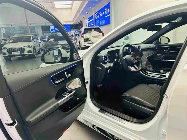 Mercedes-Benz C-Class — Фото автомобиля 21